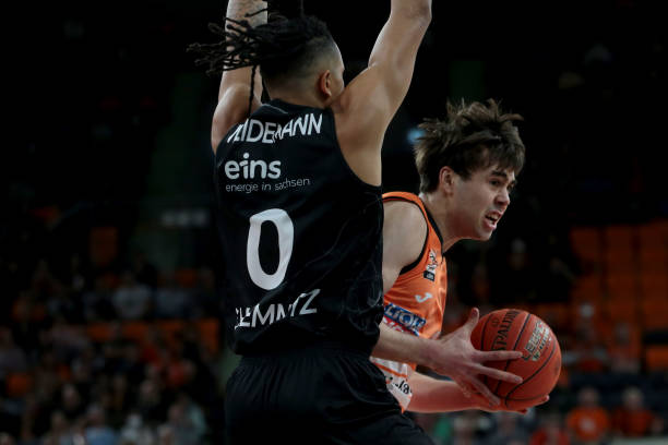 能在高位施 能在高位施