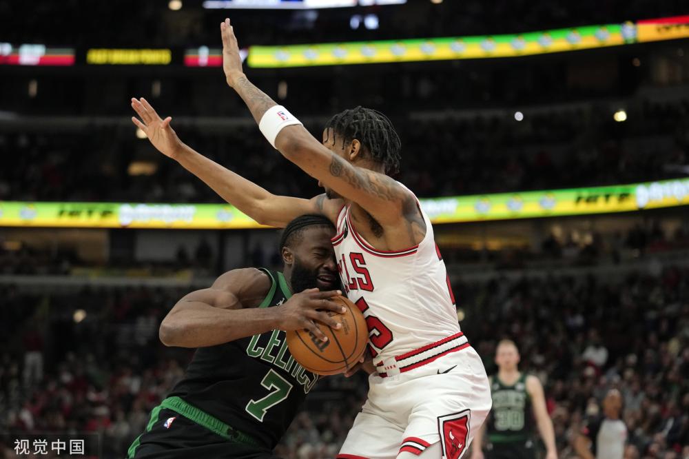 塞鸟在禁区 塞鸟在禁区