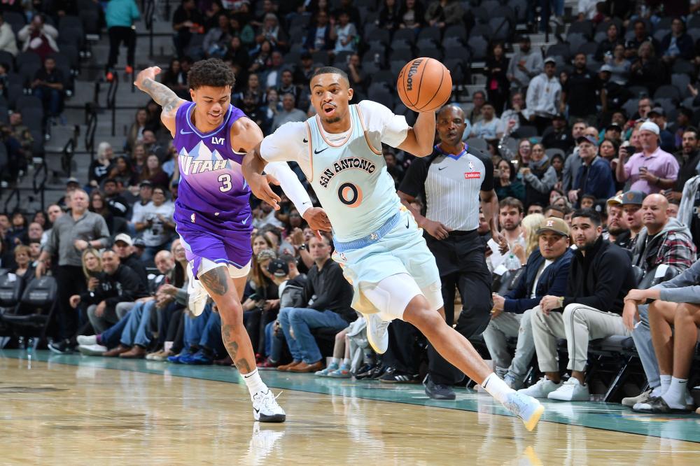 而她却将这 而她却将这